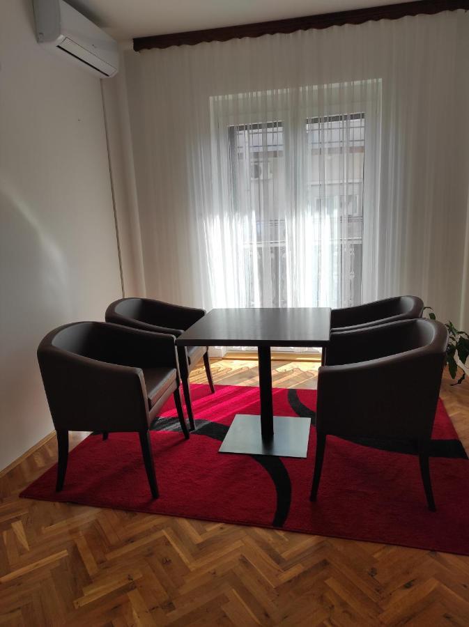 Una La Unica Bihać Esterno foto