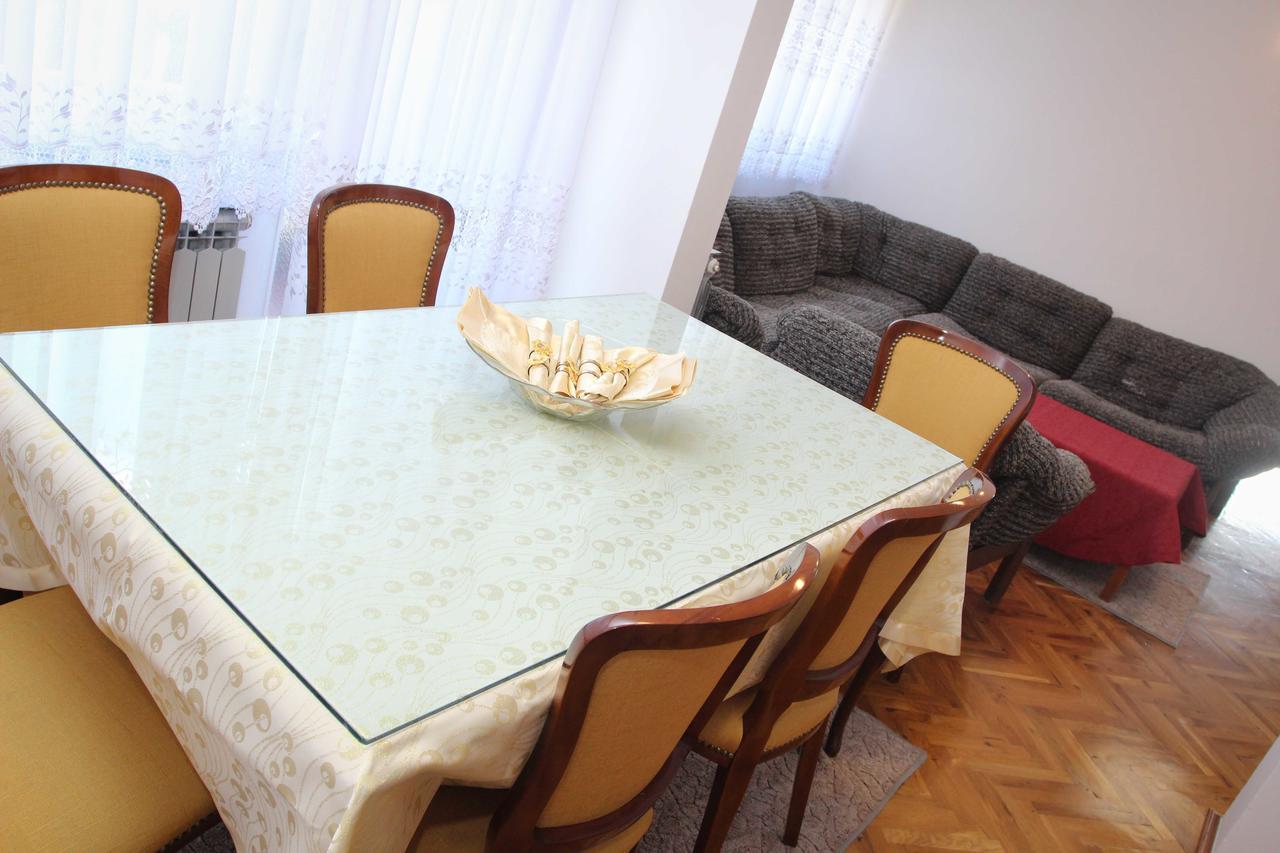 Una La Unica Bihać Esterno foto